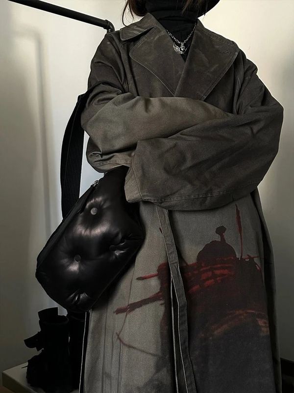 Undercover 20SS Spider Nest City Overcoat QC 3