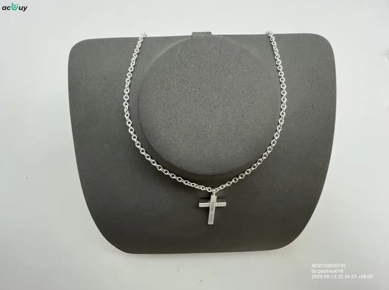 Number Nine 02AW Necklace QC 1