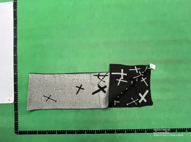 Undercover 02AW Scarf QC 1