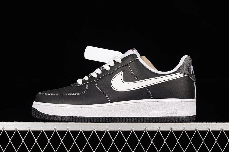 Nike QC 2