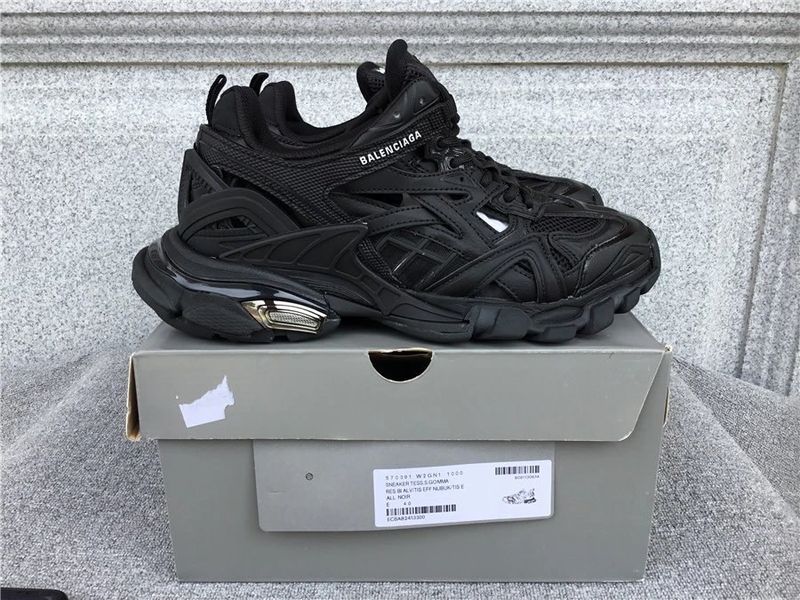 BALENCIAGA QC 3