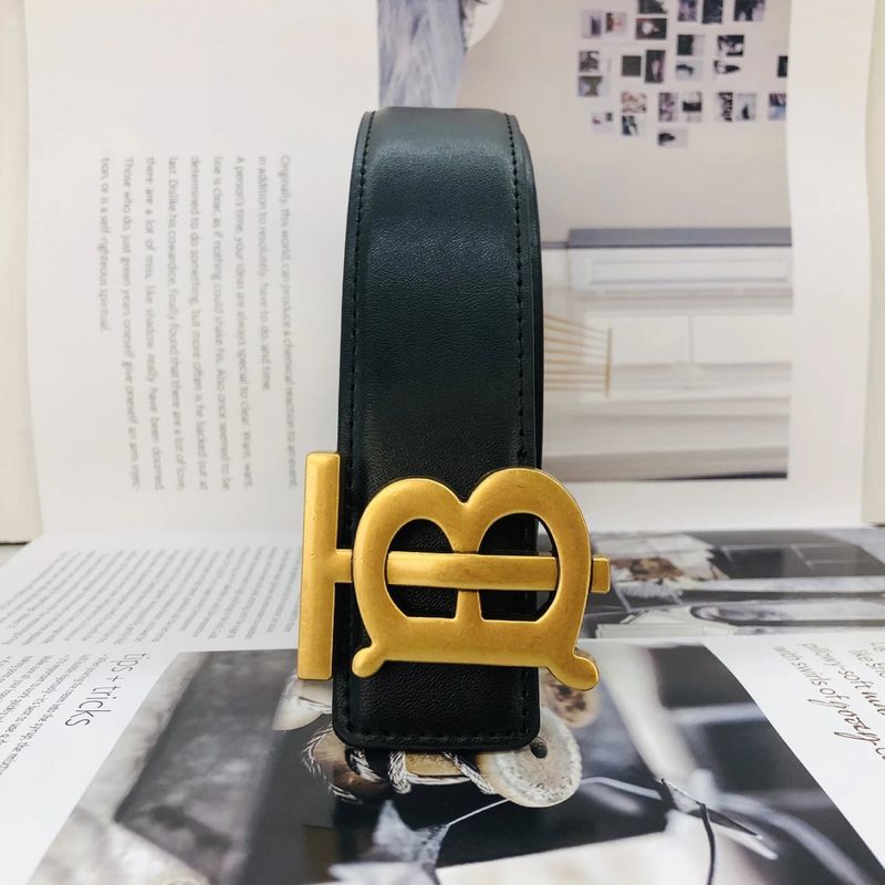 Burberry belt QC 2