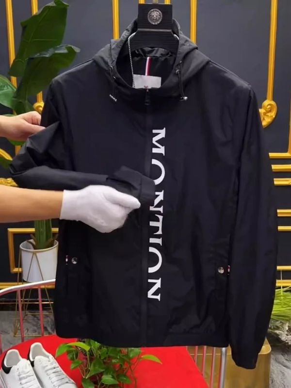 Moncler jacket QC 1