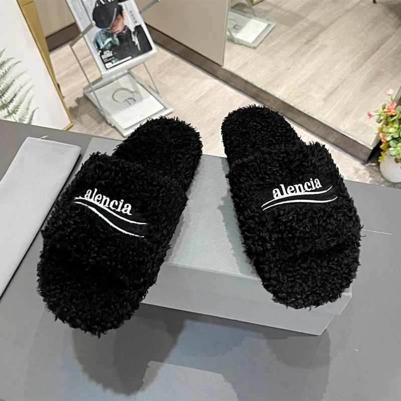 Balenciaga Fur Slides QC 1