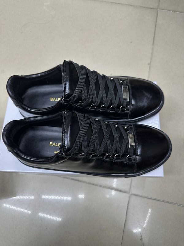 Balenciaga Arena Low QC 1