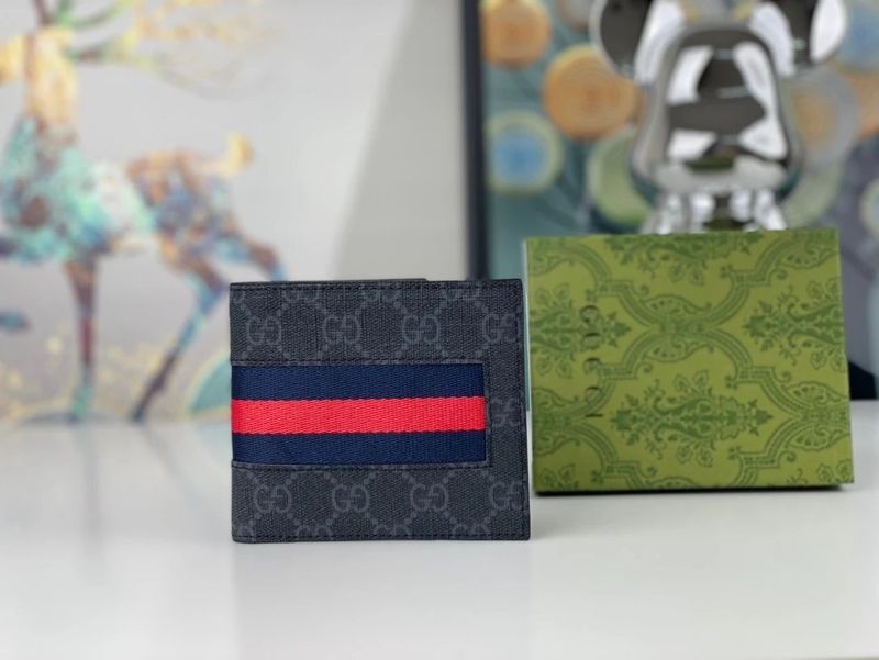GUCCI Wallet QC 2