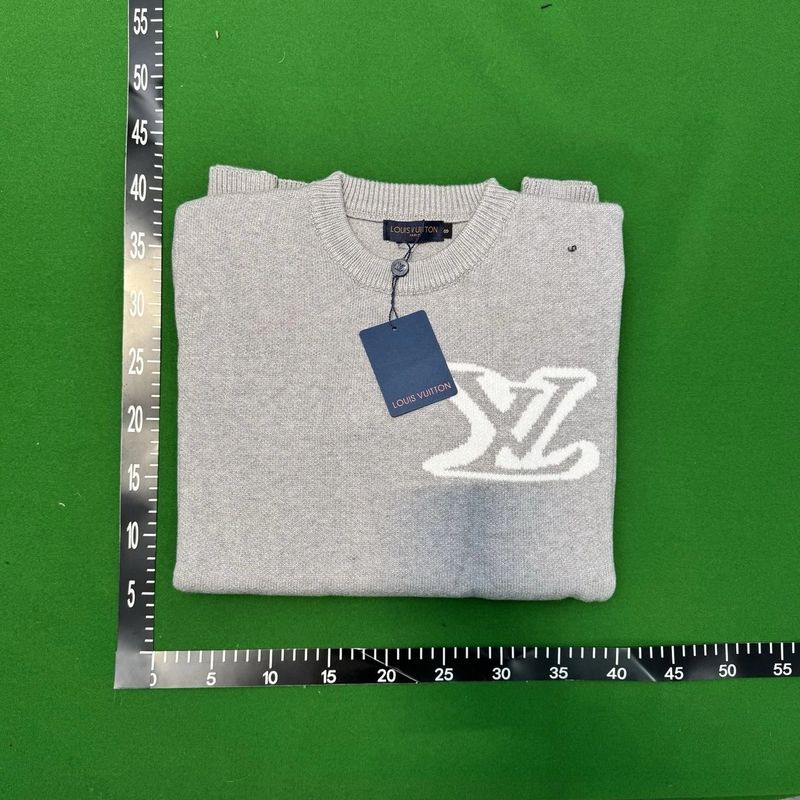 LV sweater QC 3