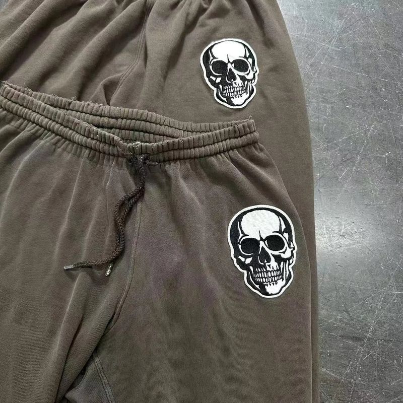 Number Nine skull Sweats