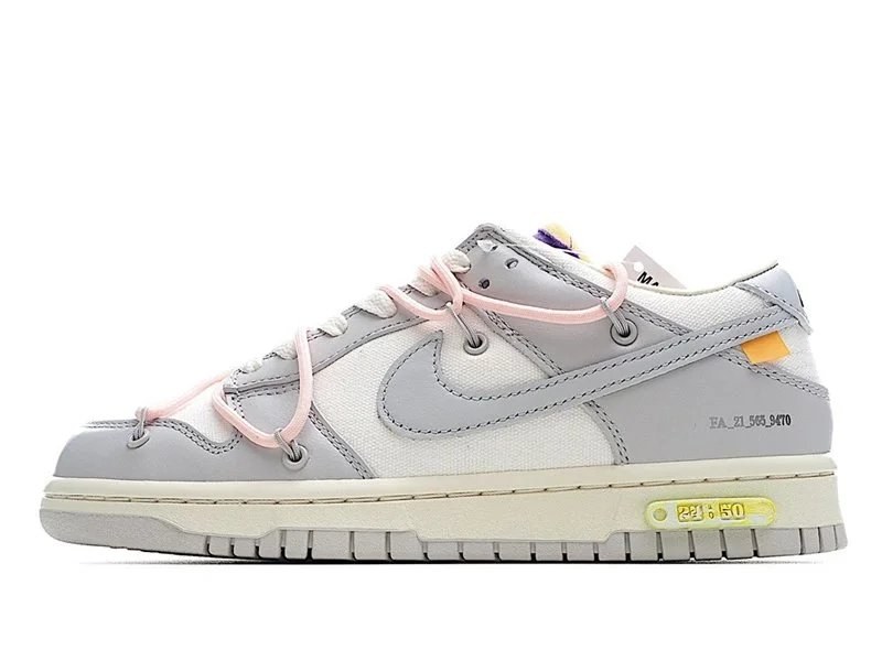 Nike Dunk Sneakers photo 4