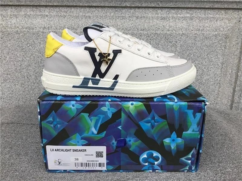 LV Louis Vuitton Charlie Shoes photo 4
