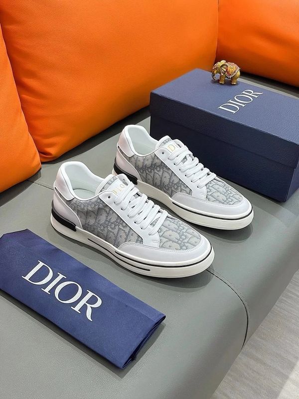 Dior Shoes photo 4