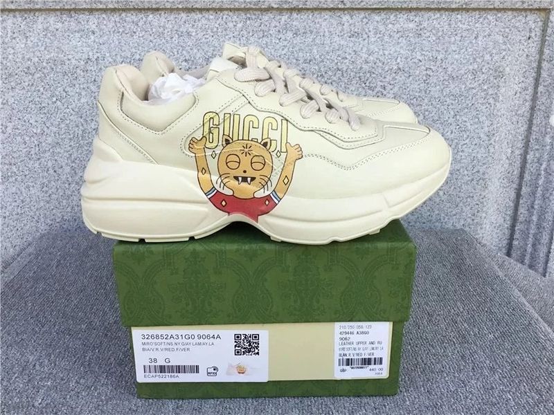 Gucci Rhyton Sneakers photo 4