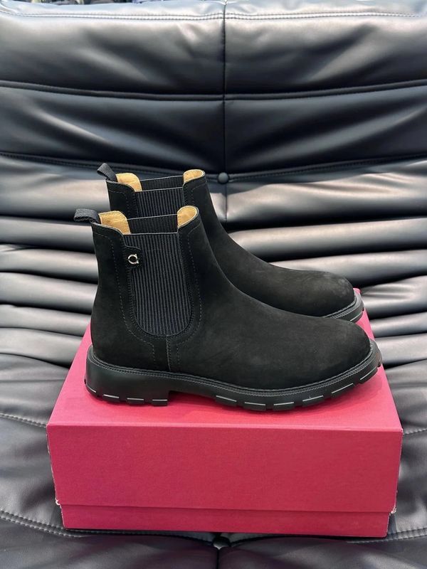 Thom Wills Shoes photo 4