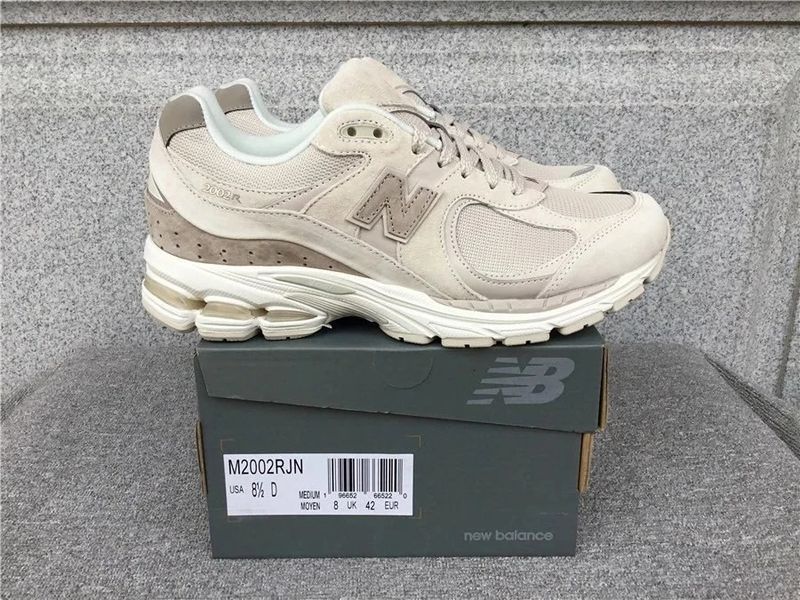 NB2002R New Balance 2002R Sneakers photo 4