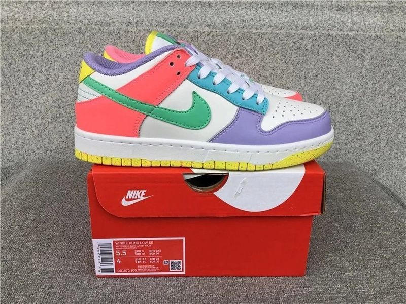 Nike Dunk Shoes photo 4