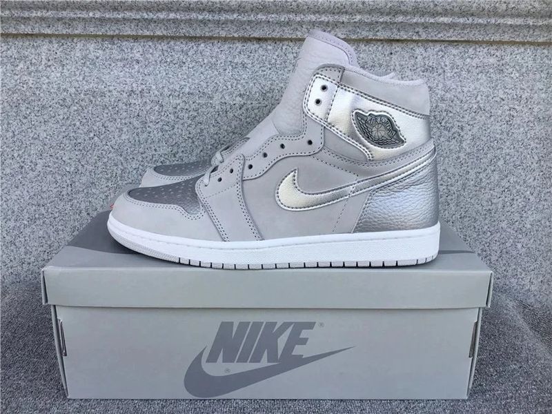 Air Jordan 1 AJ1 Sneakers photo 4