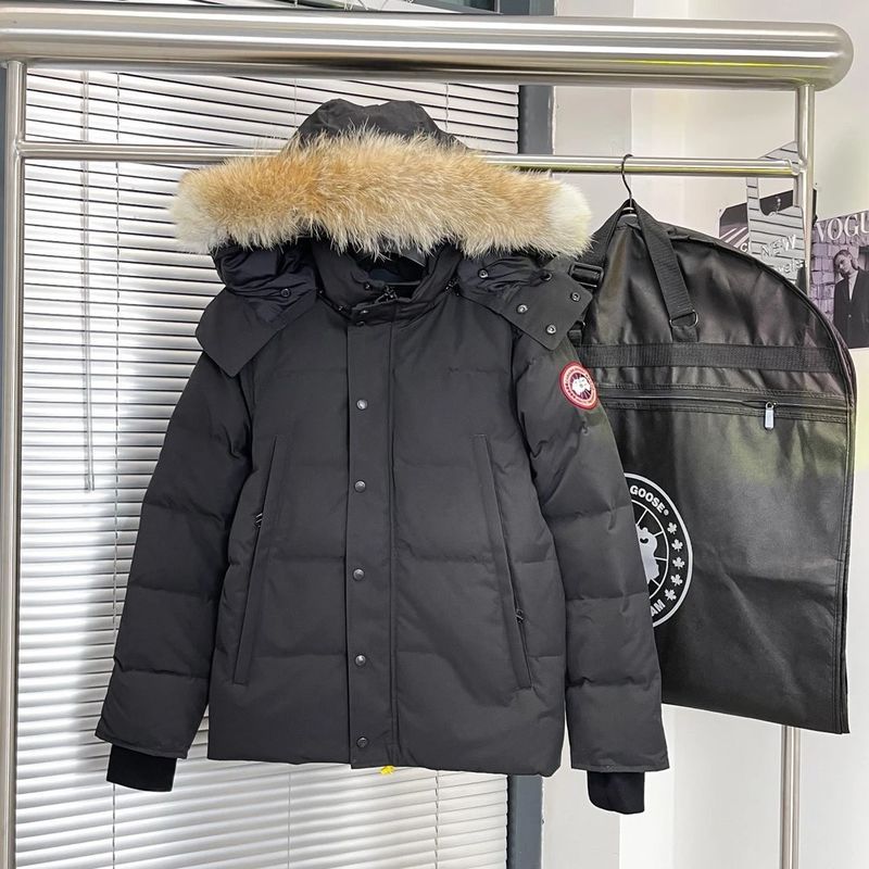 Canada Goose down jacket photo 4