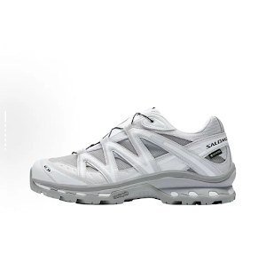 Salomon Shoes photo 3