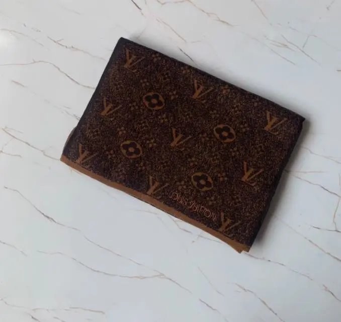 Louis Vuitton Beanie photo 4