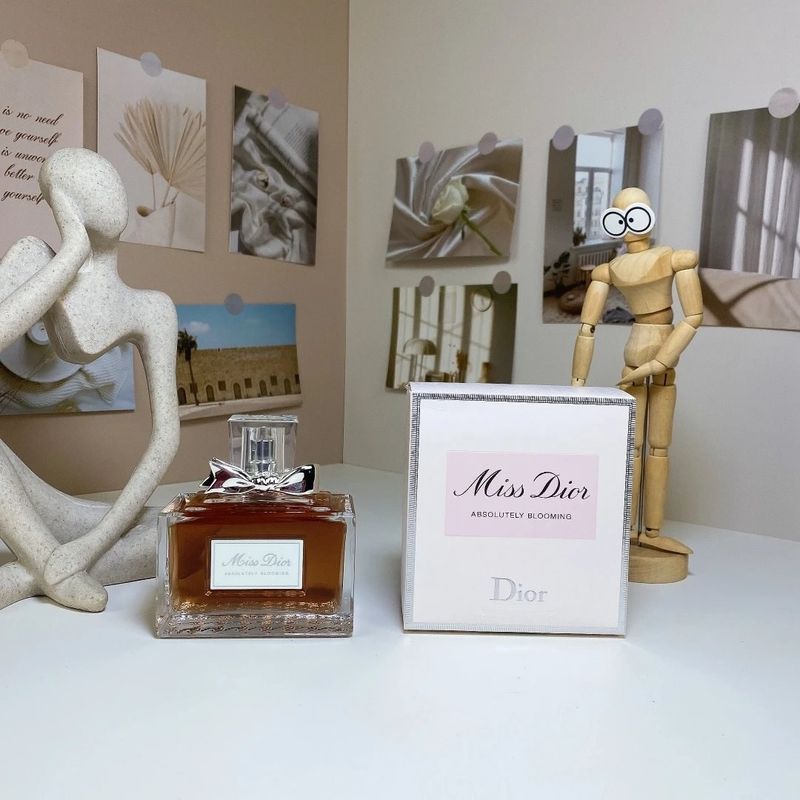 Dior Perfume photo 4