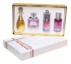 Dior 4 Sets photo 2