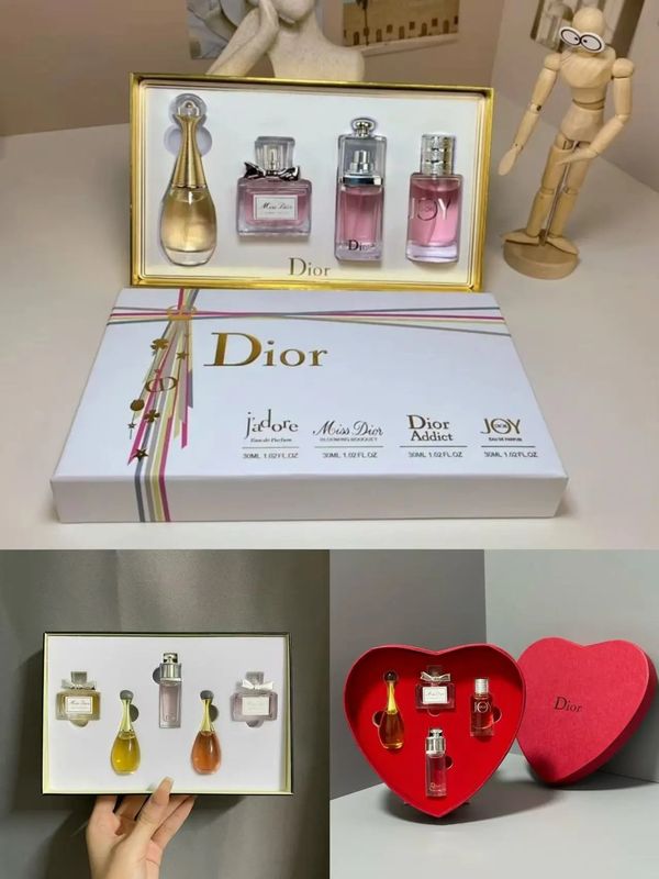 Dior 4 Sets photo 4