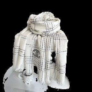 Chanel scarf photo 3