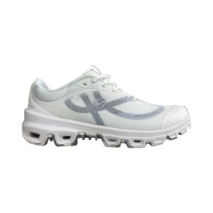 On Running Clouds Sneakers photo 2
