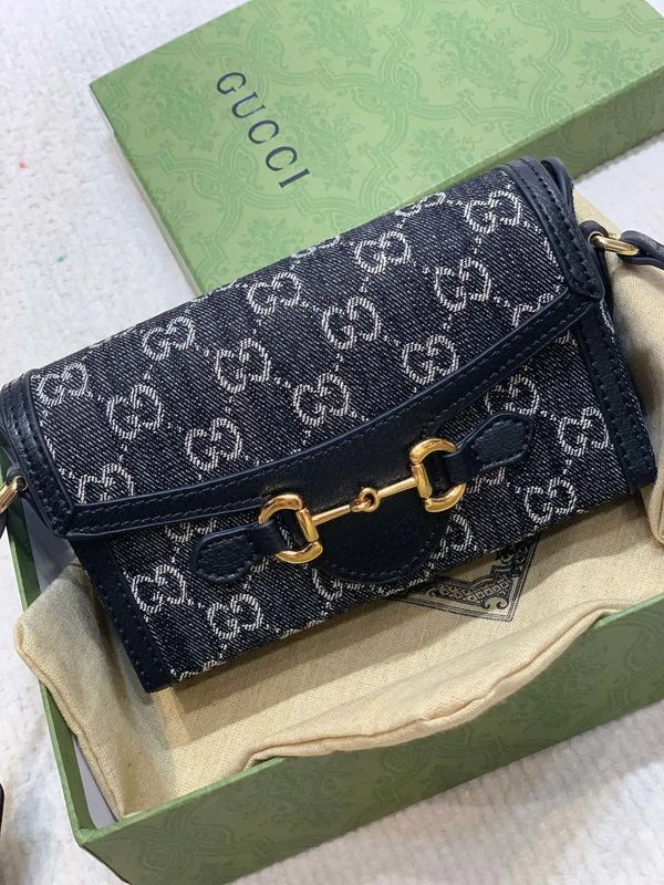 GUCCI Handbags photo 4