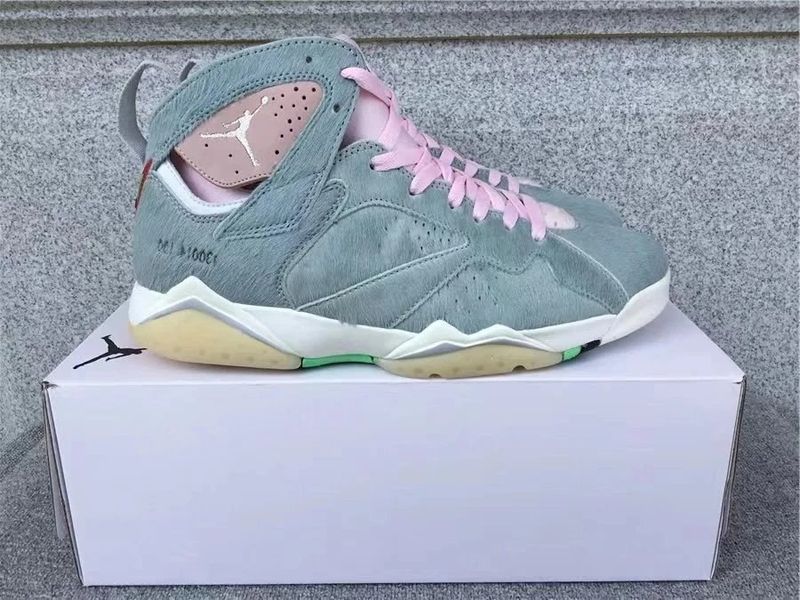 Air Jordan 7 Sneakers photo 4