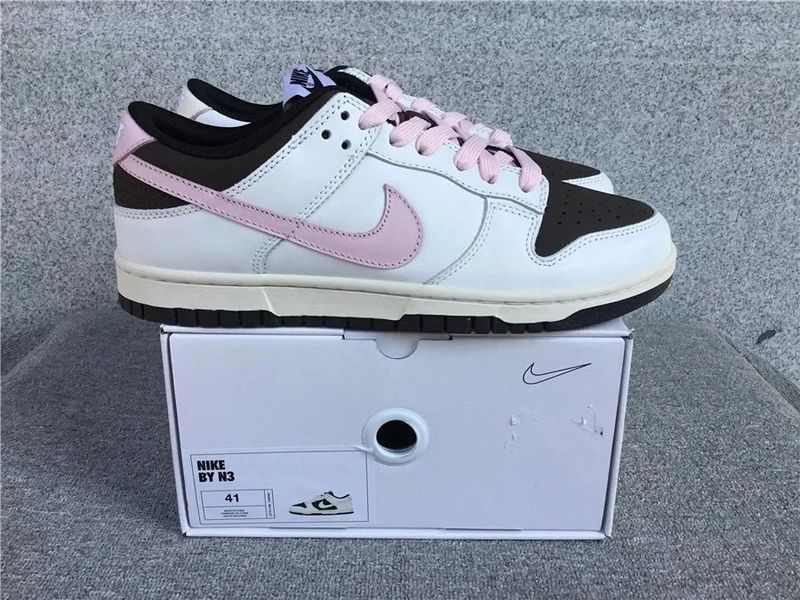 Nike Dunk Shoes photo 4