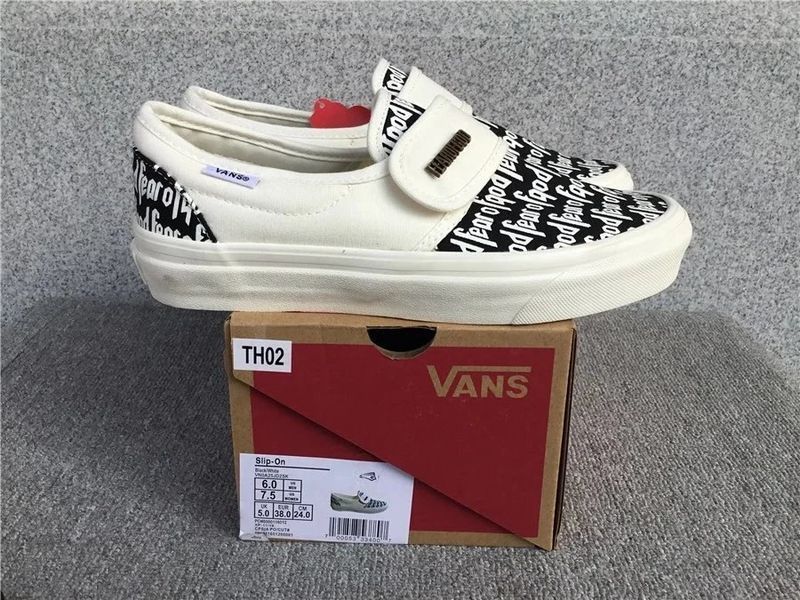 VANS Shoes photo 4