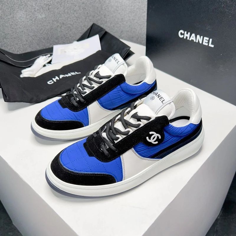 Chanel Shoes photo 4