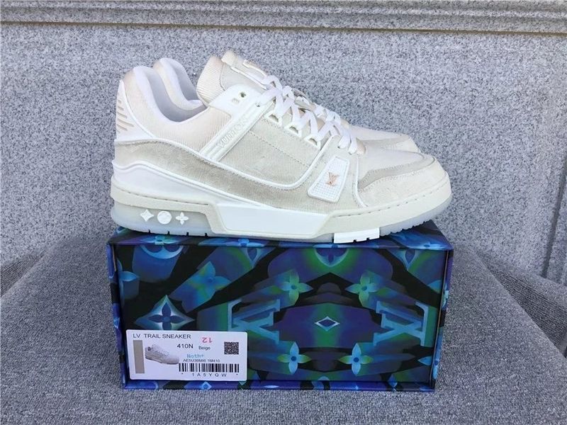 LV Louis Vuitton Shoes photo 4