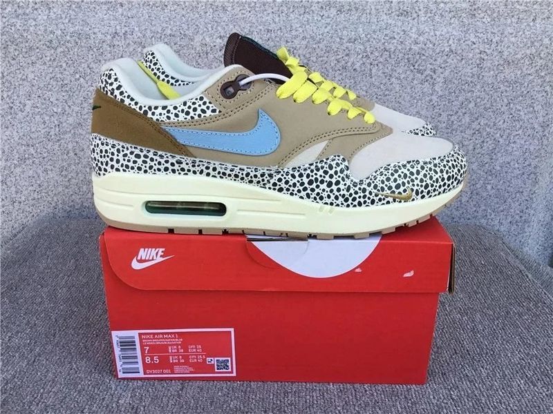 Nike Air Max 1 Sneakers photo 4