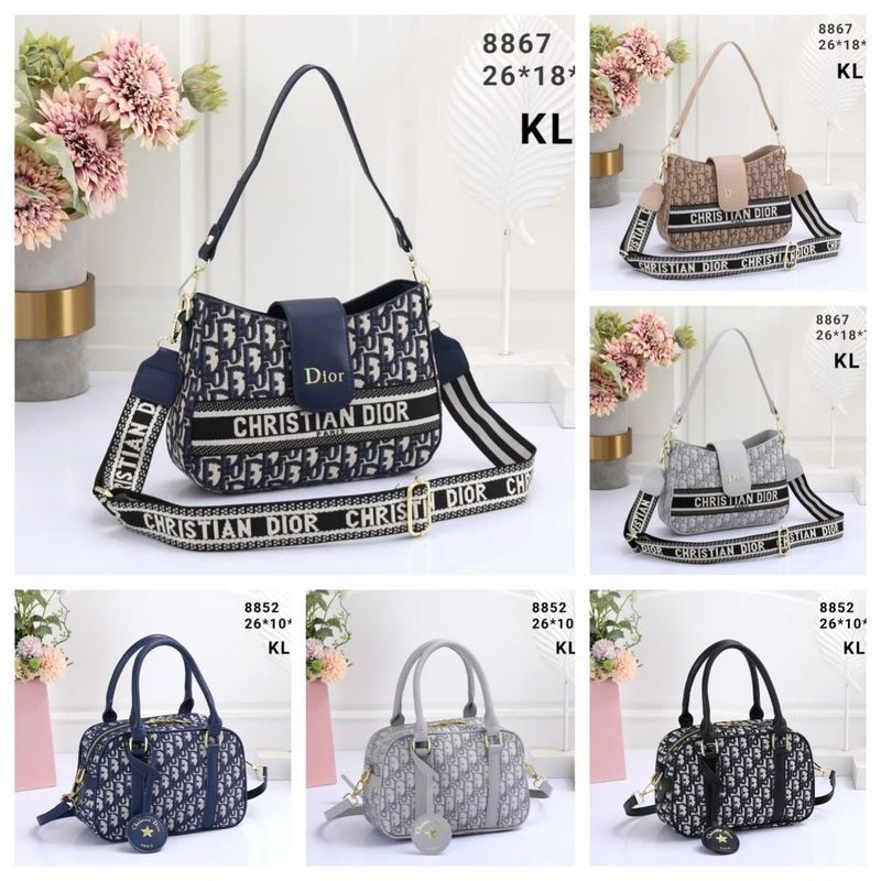 Dior Crossbody Bag photo 4