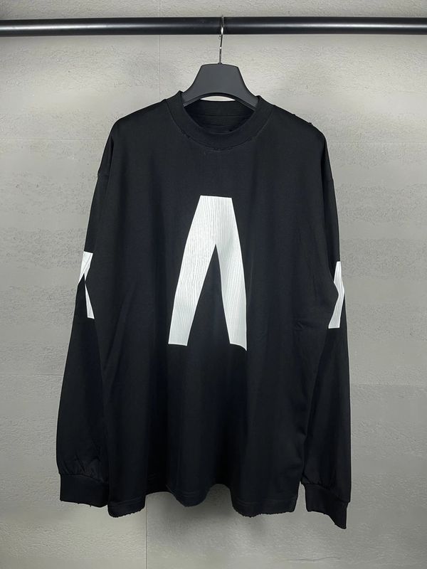 Balenciaga Sweatshirt photo 4