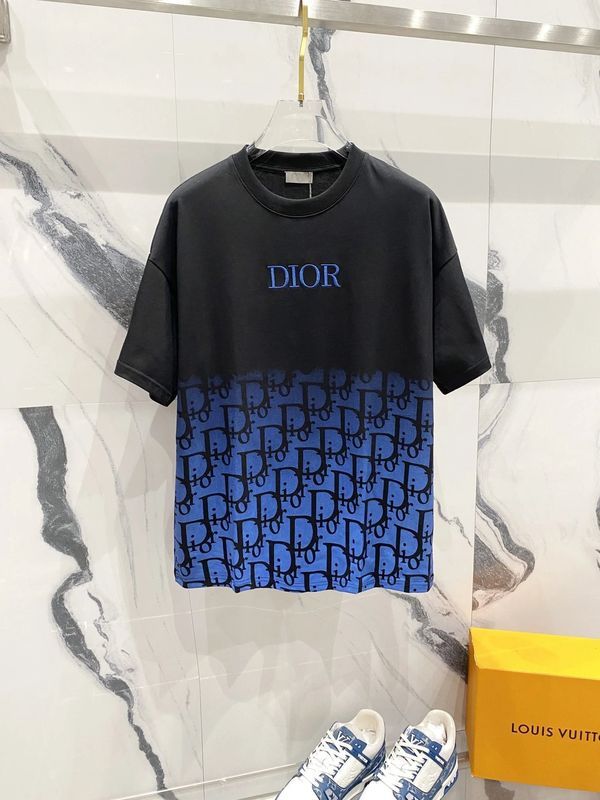 Dior T-Shirt photo 4