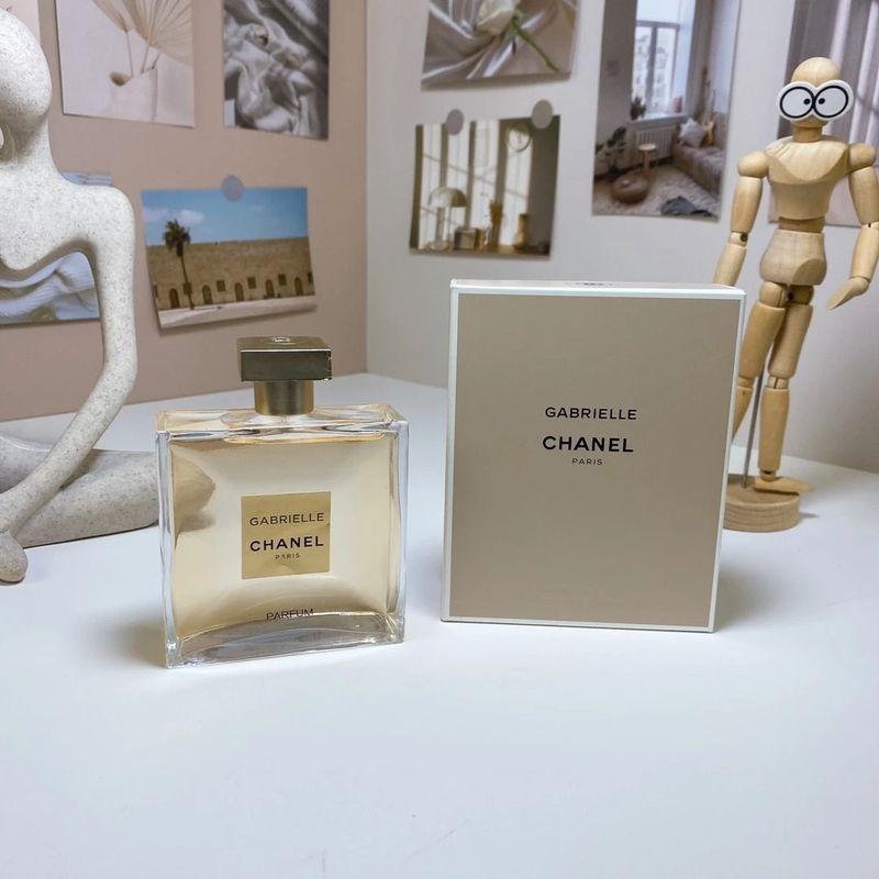 Chanel Perfume photo 4
