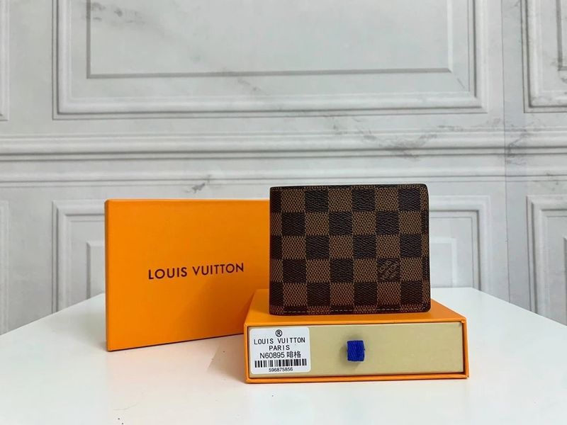 LV Louis Vuitton Wallet photo 4