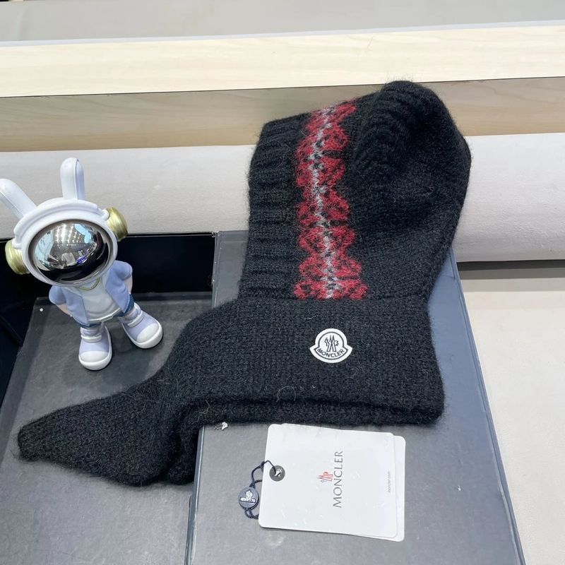 Moncler Knitted Hat photo 4