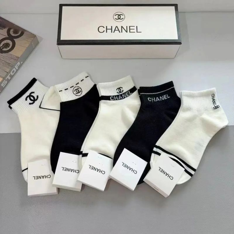 CHANEL Socks photo 4