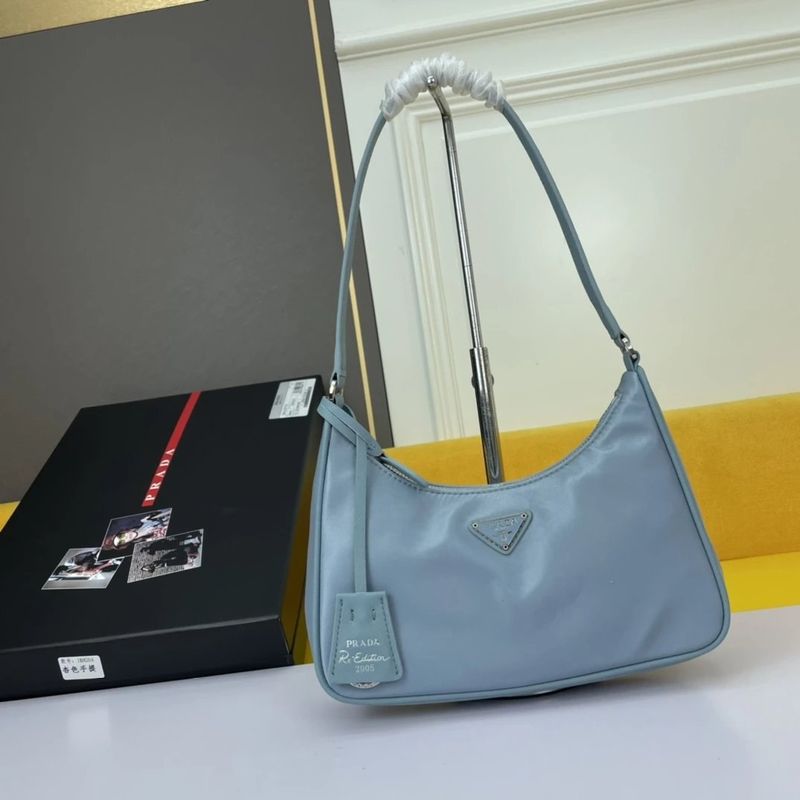 Prada Bag photo 4