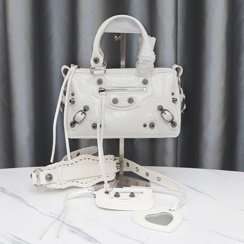 Balenciaga Lecagole Tassel Bag photo 4