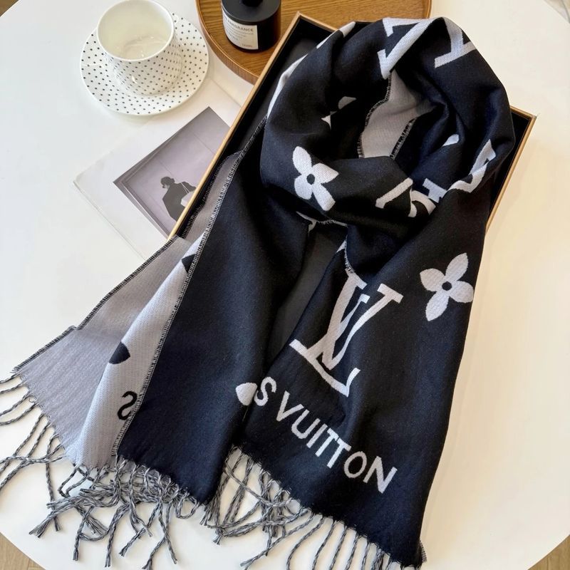 LV Louis Vuitton scarf photo 4