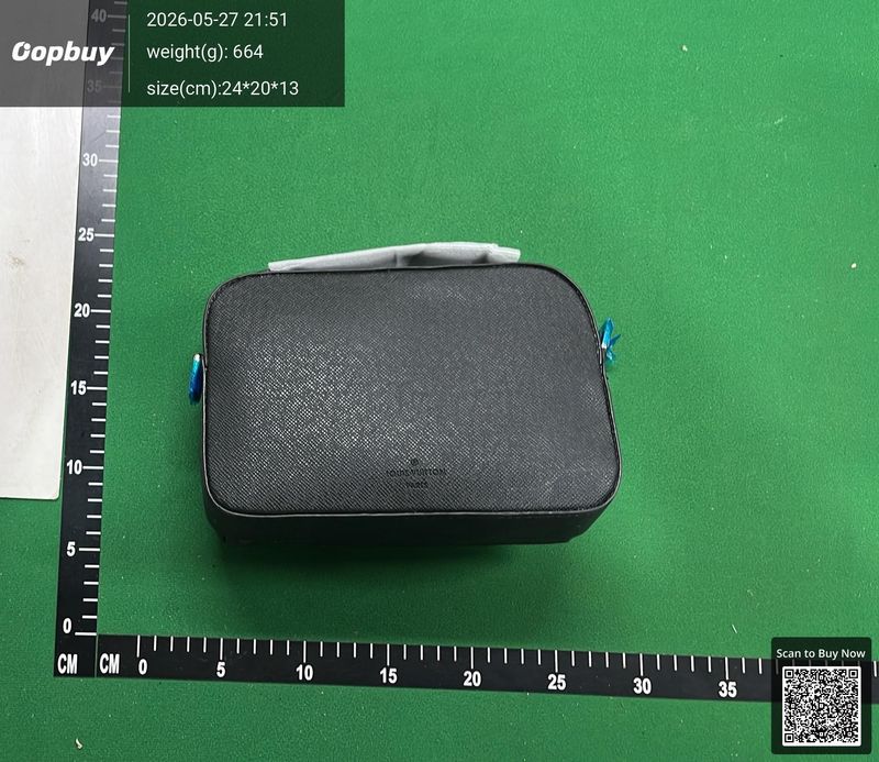 Louis Vuitton Bag QC 2