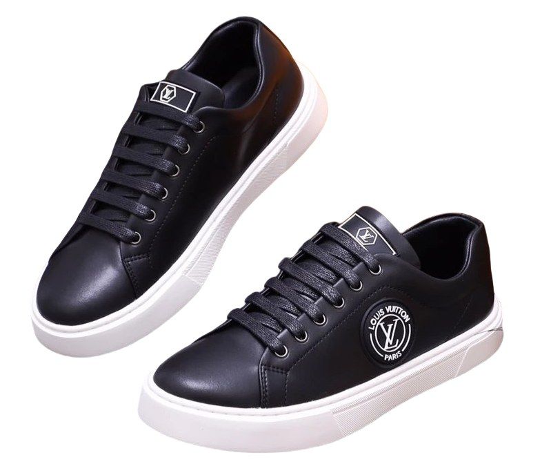 Louis Vuitton Casual