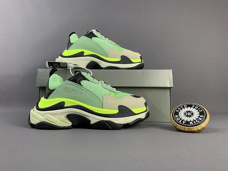 Balenciaga TripleS QC 2