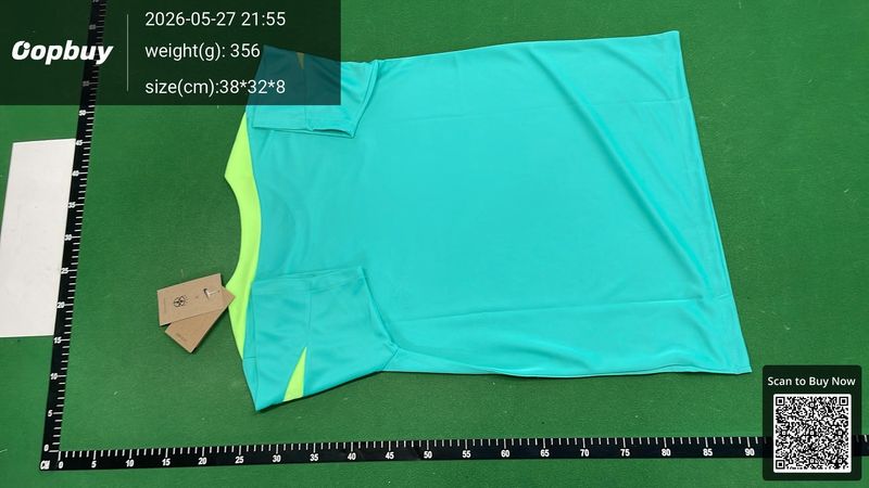 24/25 Brazil Training Shirt Fan Version QC 1