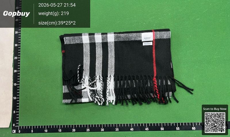 Burberry Scarf QC 1